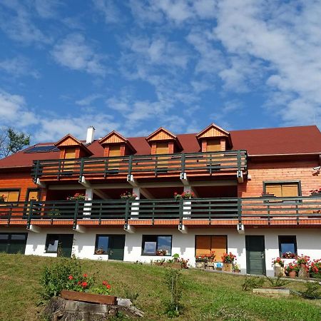 Rejtek Vendeghaz Otel Lispeszentadorján Dış mekan fotoğraf